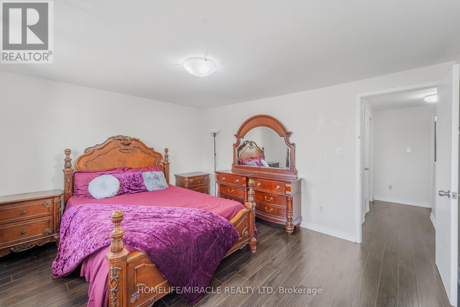 45 LINCOLN COURT - 21
