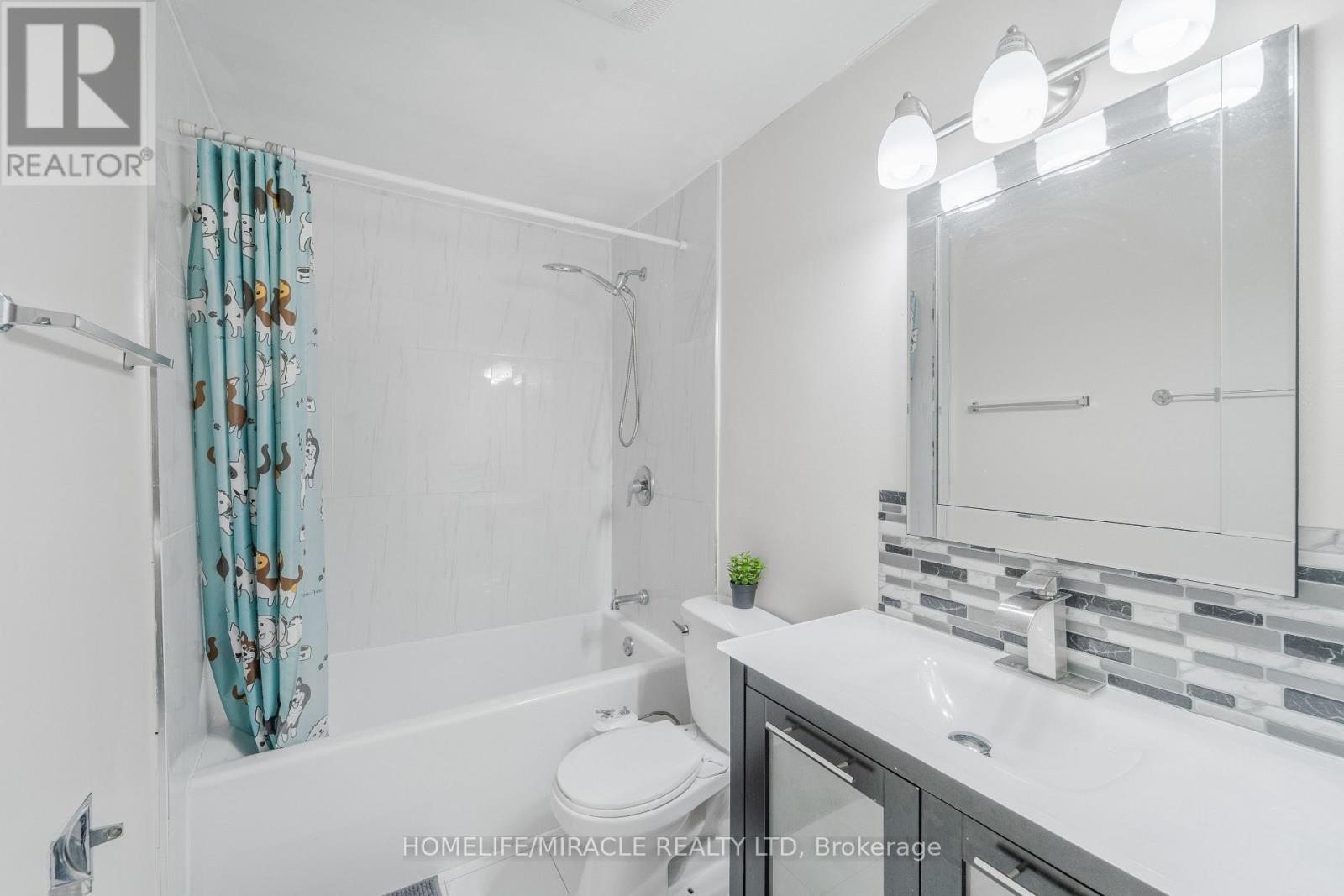 45 LINCOLN COURT - 25