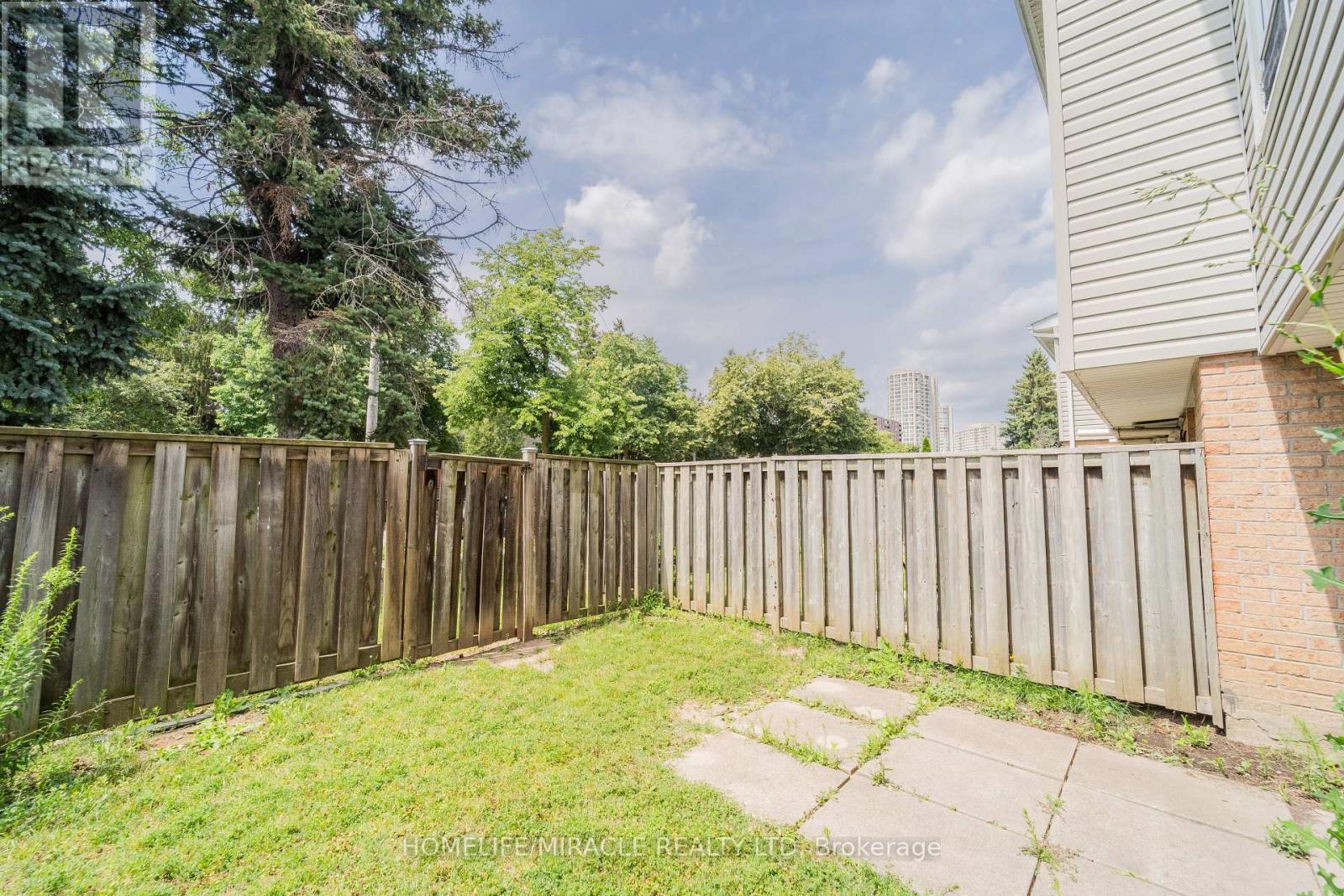 45 LINCOLN COURT - 36