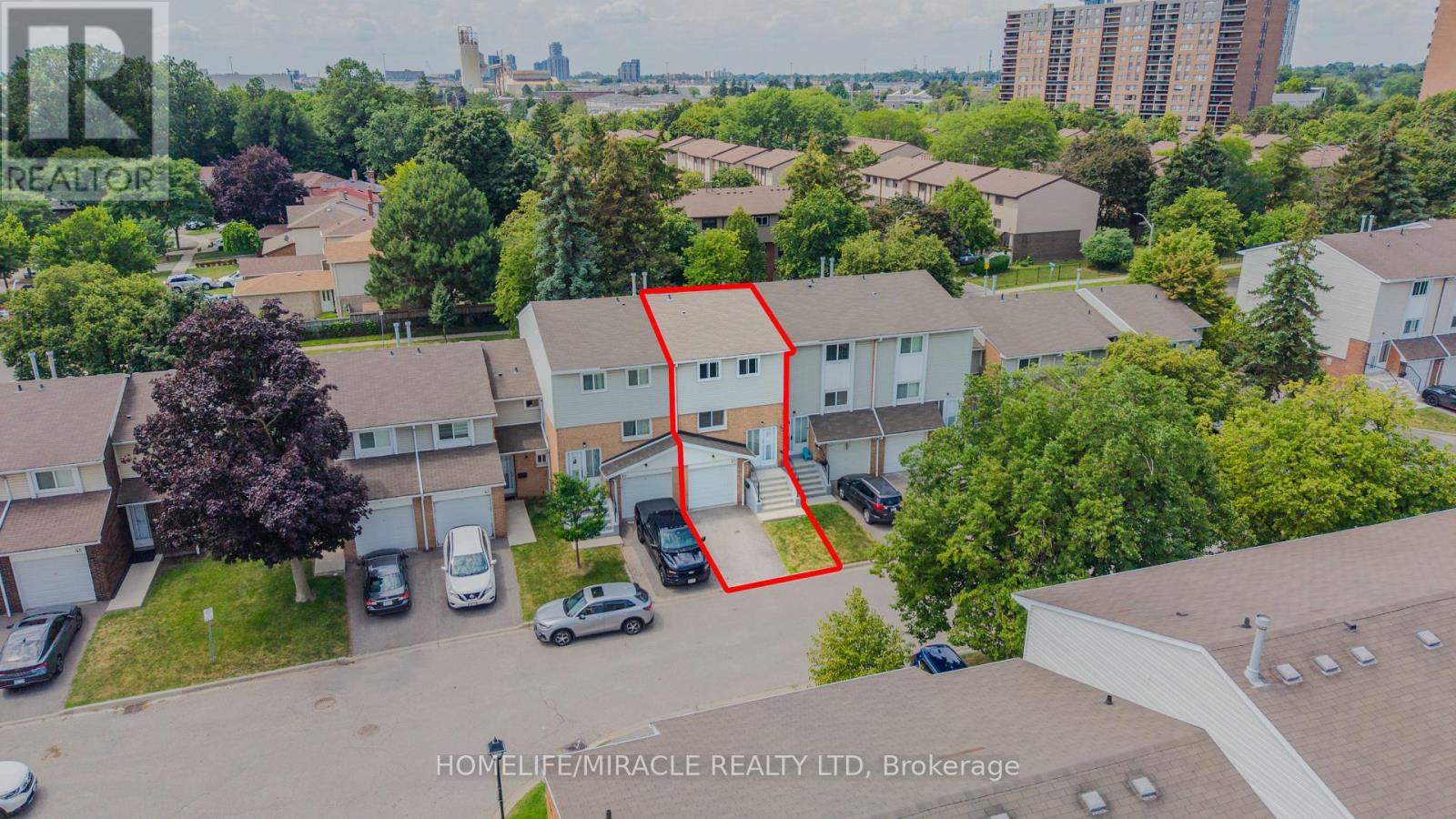 45 LINCOLN COURT - 39