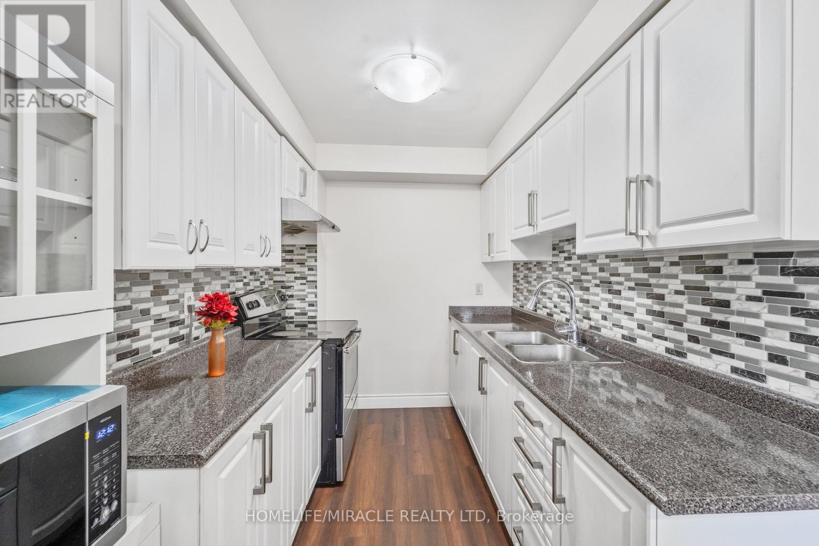 45 LINCOLN COURT - 8