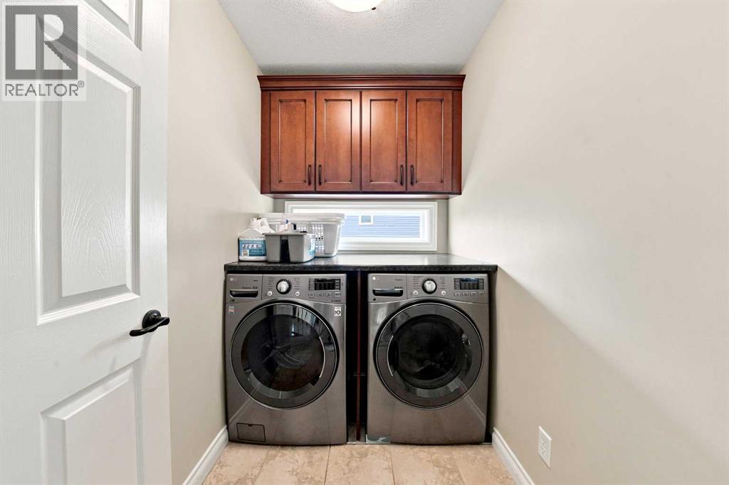 48 Innes Close - 30