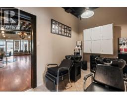 2558 Howard, Windsor, ON N8X3W2 Photo 8