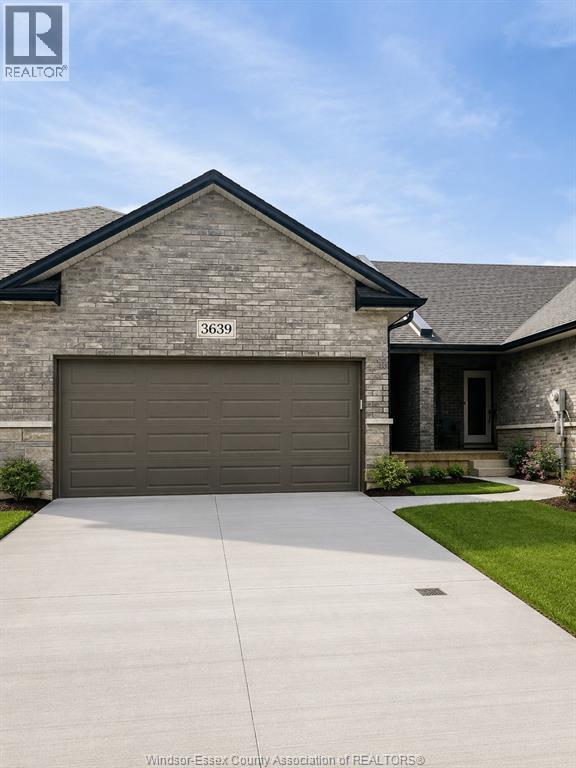 3639 HALLEE CRESCENT - 1