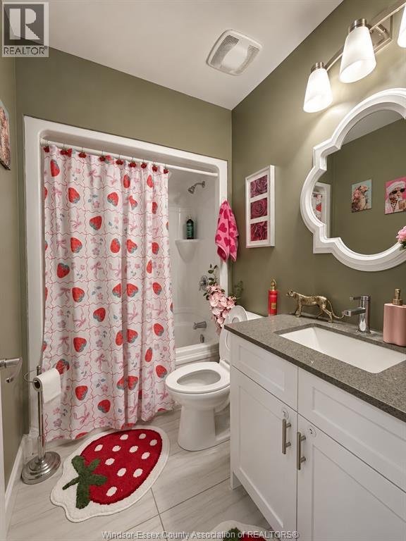 3639 HALLEE CRESCENT - 7