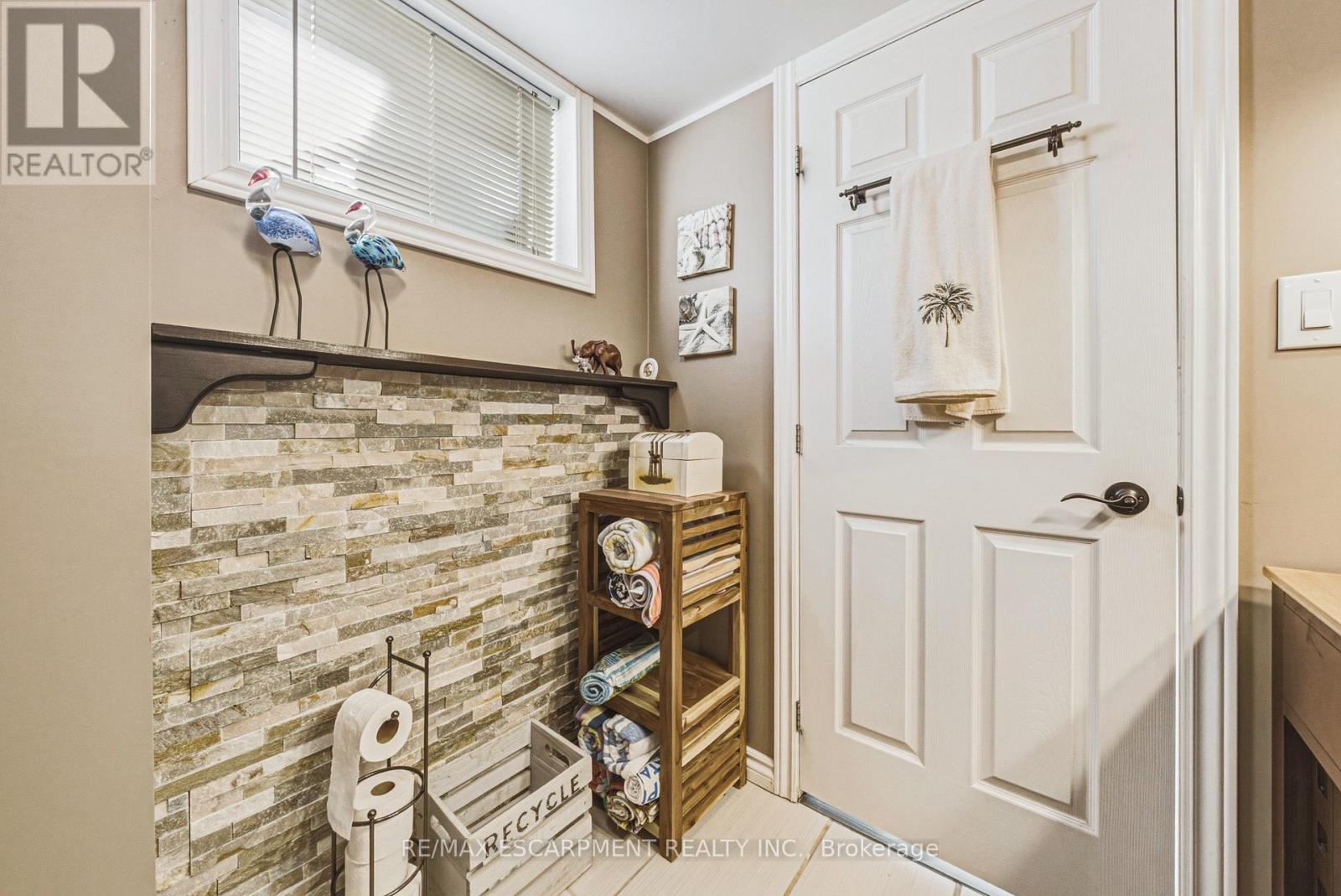 742 FRANCIS ROAD - Image 26