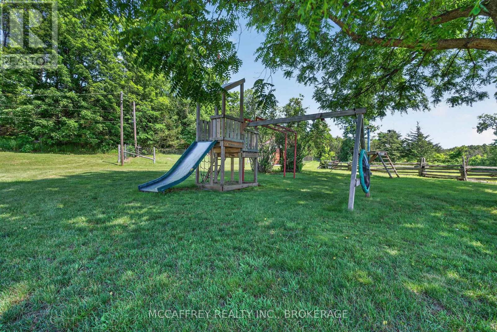 2183 DALEY ROAD - Image 32