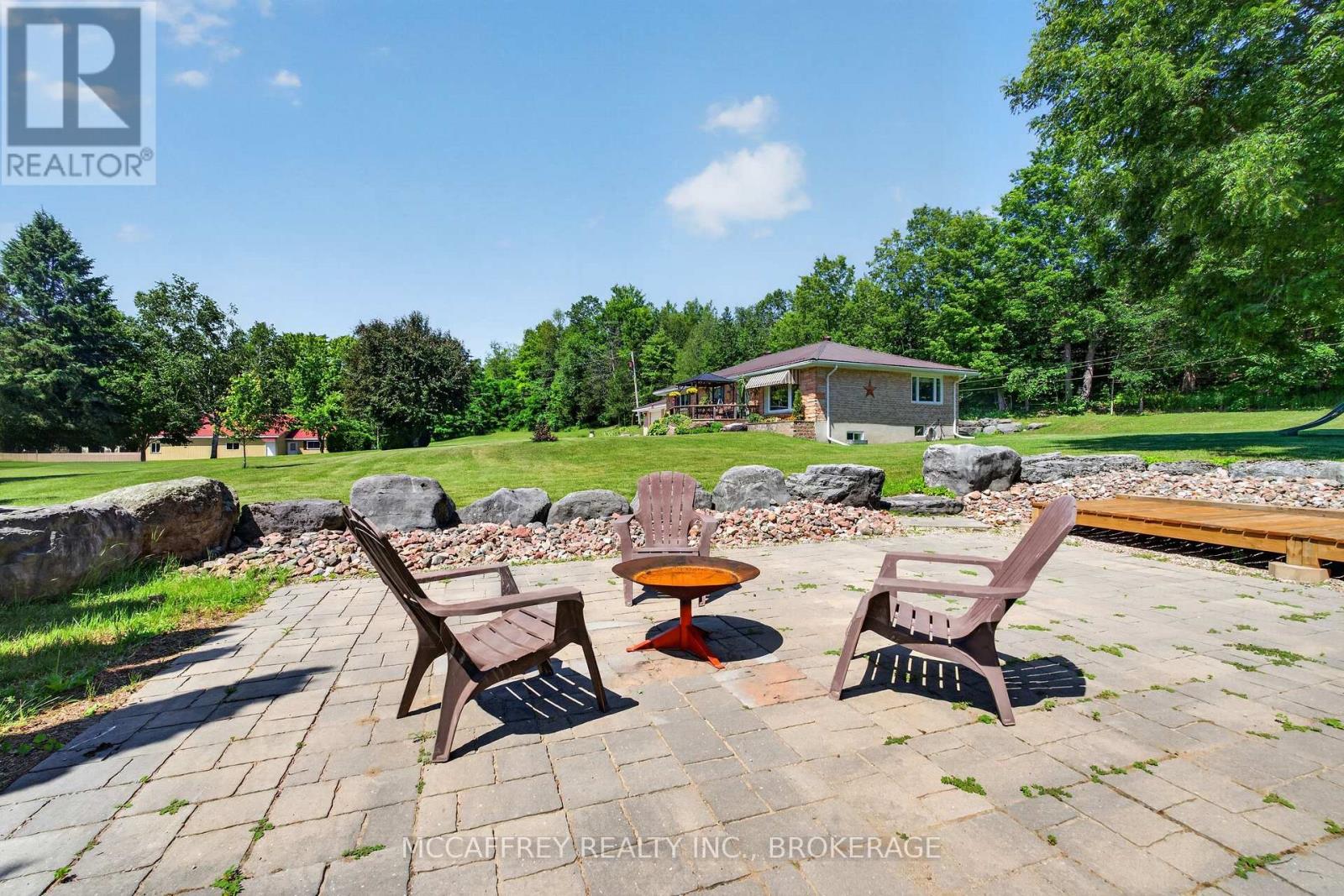 2183 DALEY ROAD - Image 31
