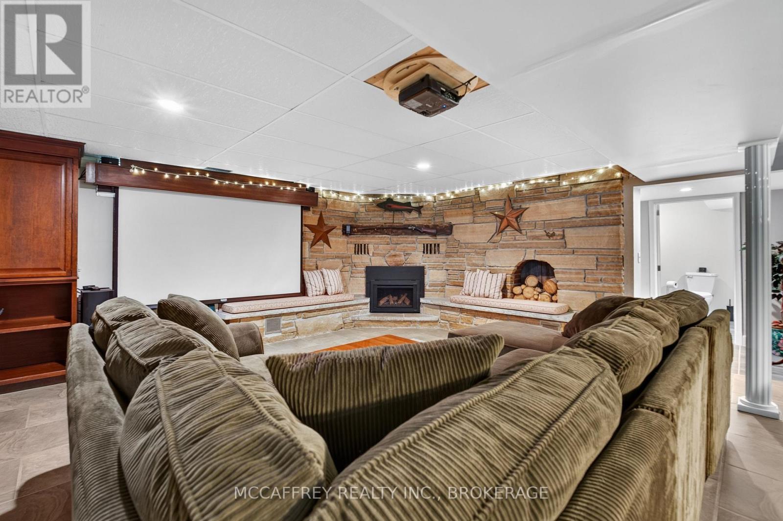 2183 DALEY ROAD - Image 23