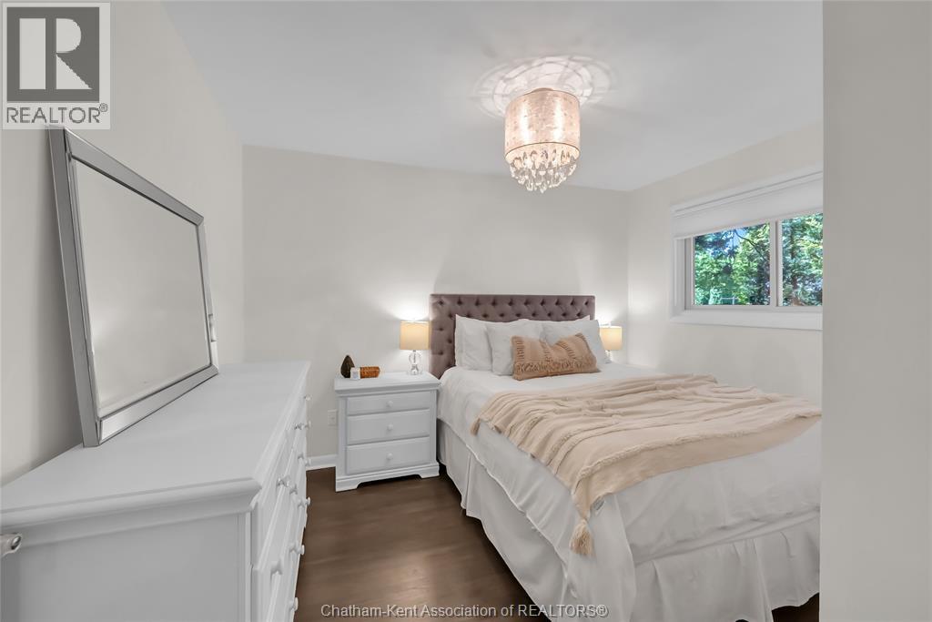 119 Burton AVENUE - 12