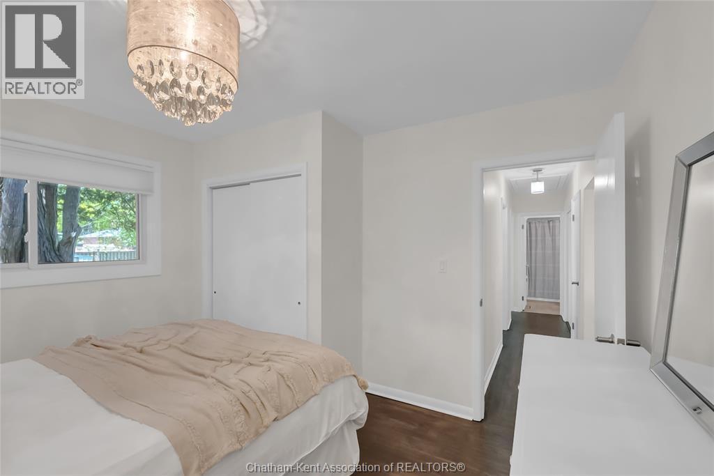 119 Burton AVENUE - 14