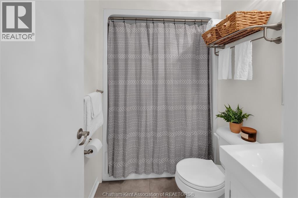 119 Burton AVENUE - 24