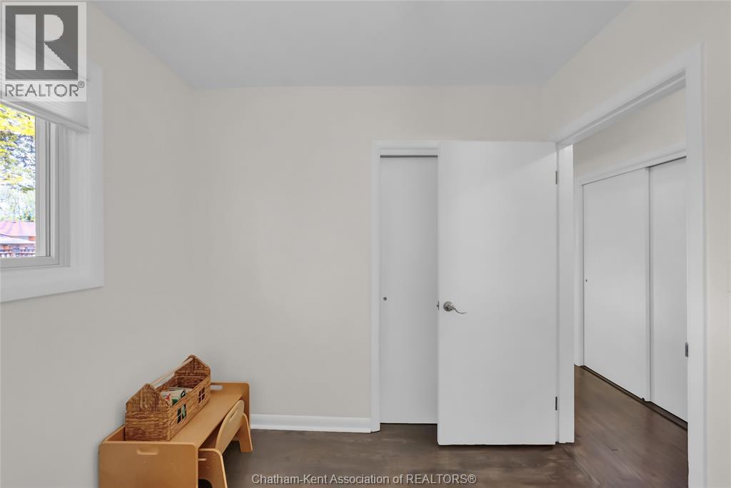 119 Burton AVENUE - 22