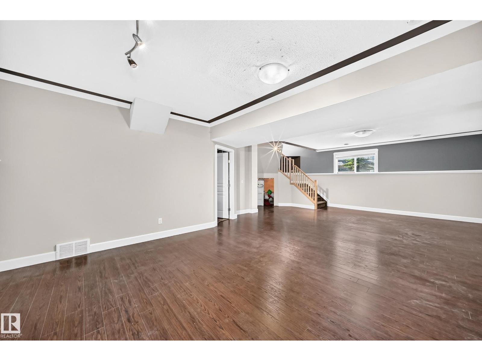 2984 MCPHADDEN WY SW - 36