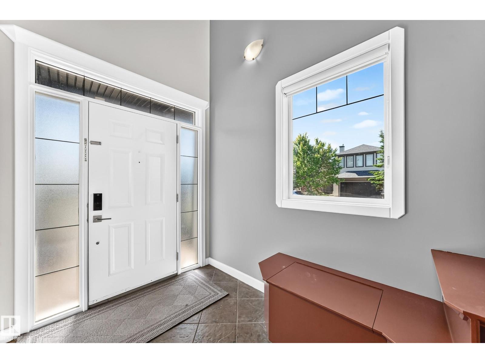 2984 MCPHADDEN WY SW - 3
