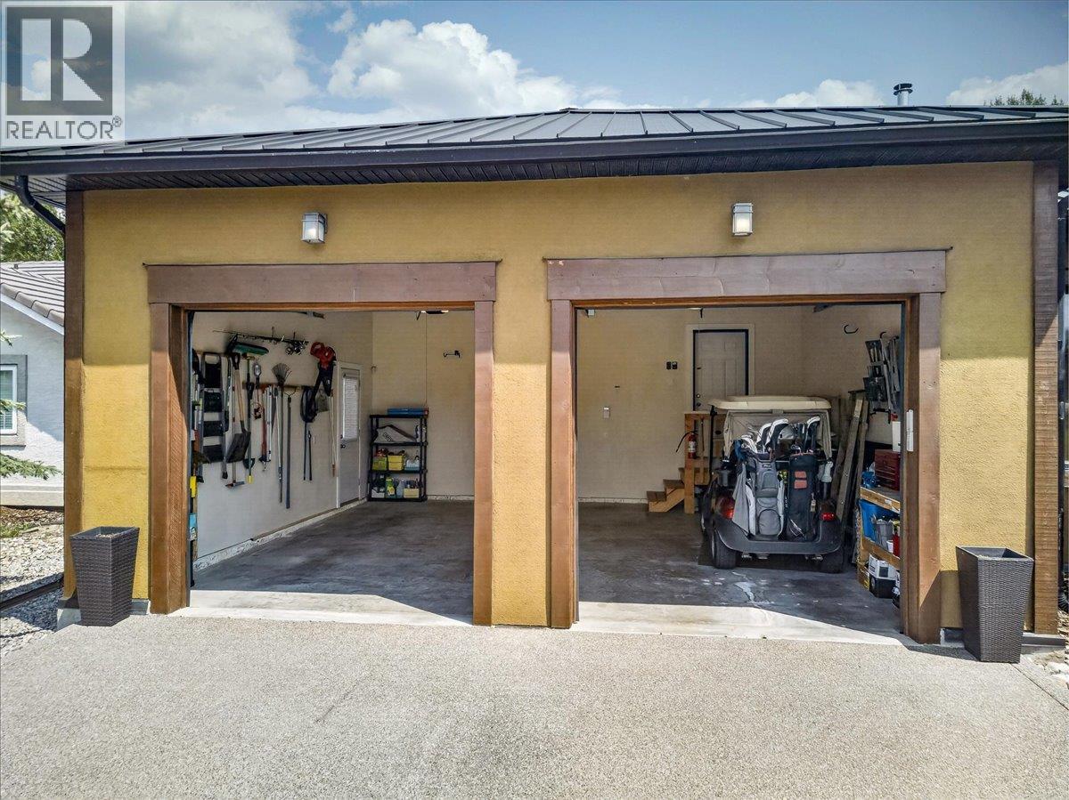 5210 Riverside Drive - Image 36