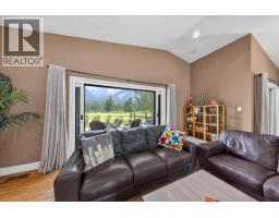 Bedroom - 5210 Riverside Drive, Fairmont Hot Springs, BC V0B1L1 Photo 7