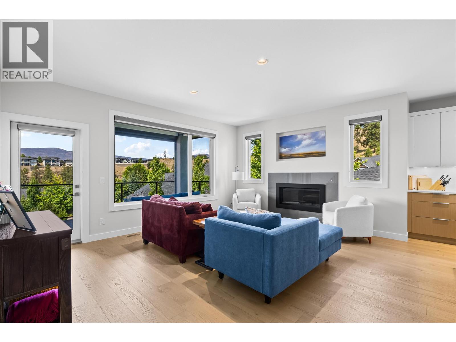 #6 1349 Rocky Point Drive - 14