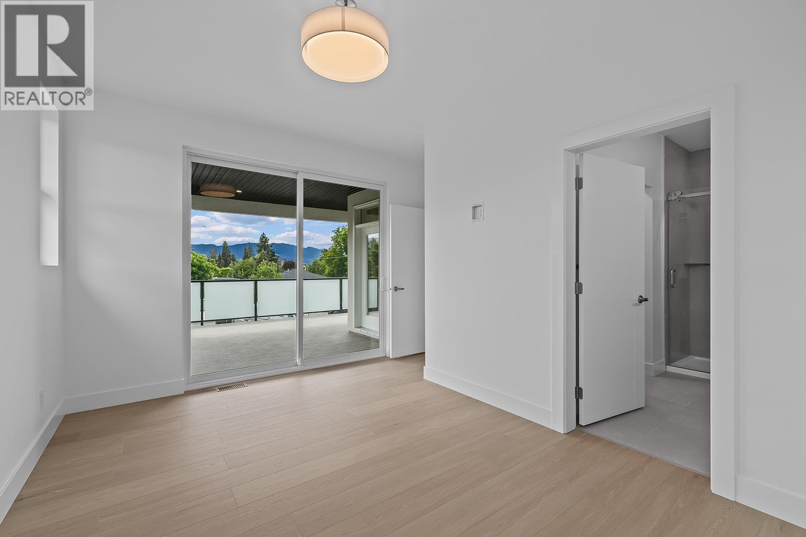 #2 662 Birch Avenue - 37