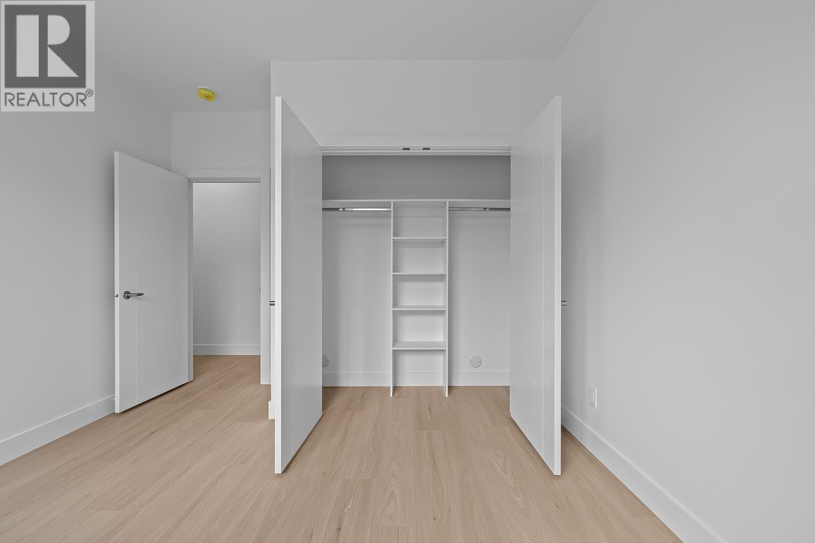 #2 662 Birch Avenue - 32