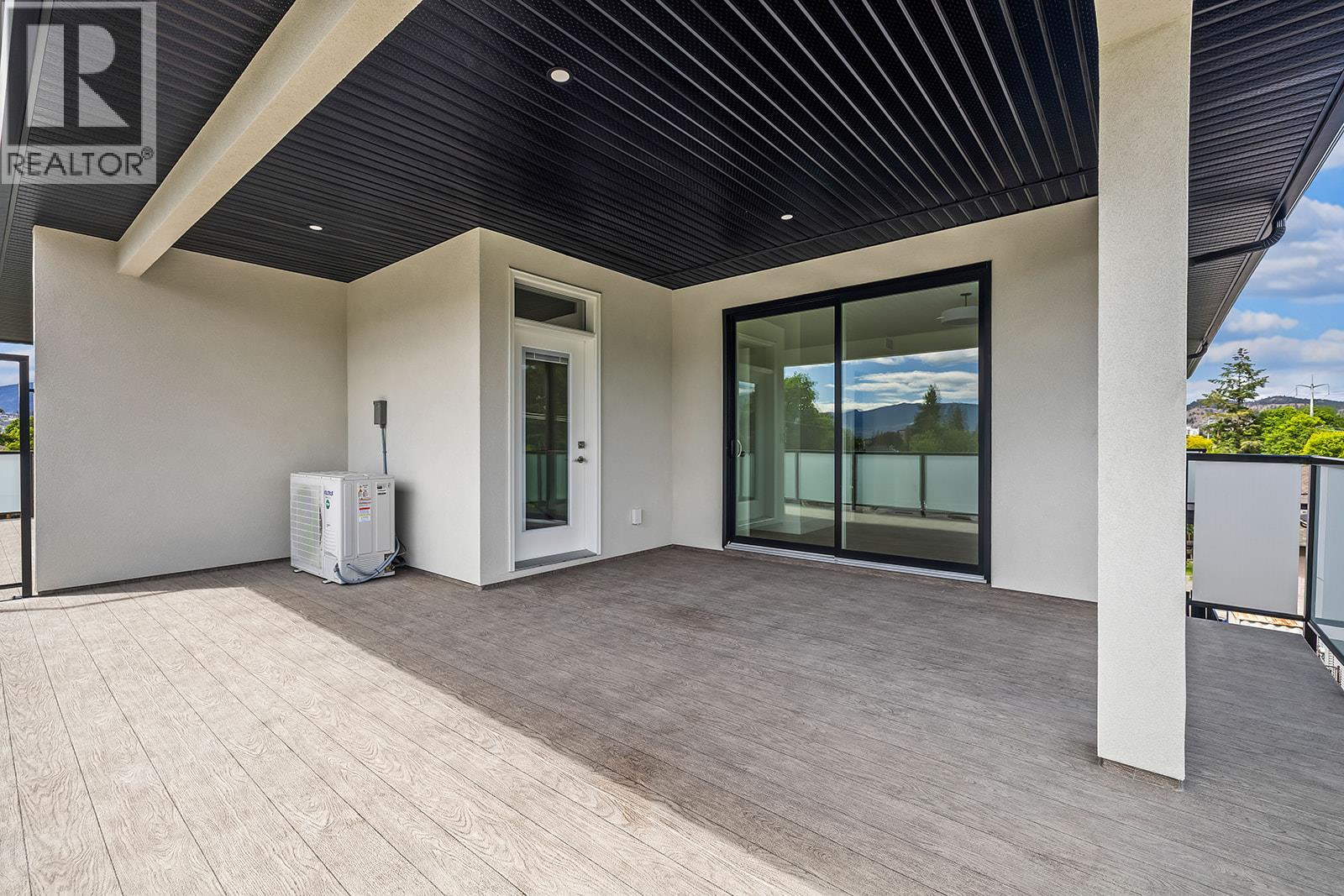 #2 662 Birch Avenue - 44