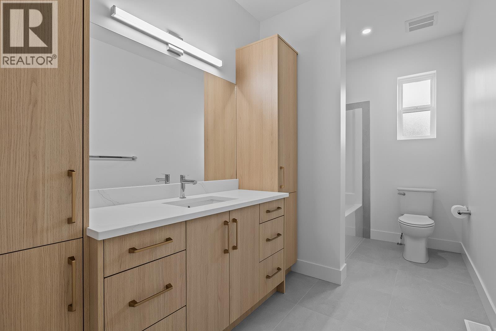 #2 662 Birch Avenue - 30