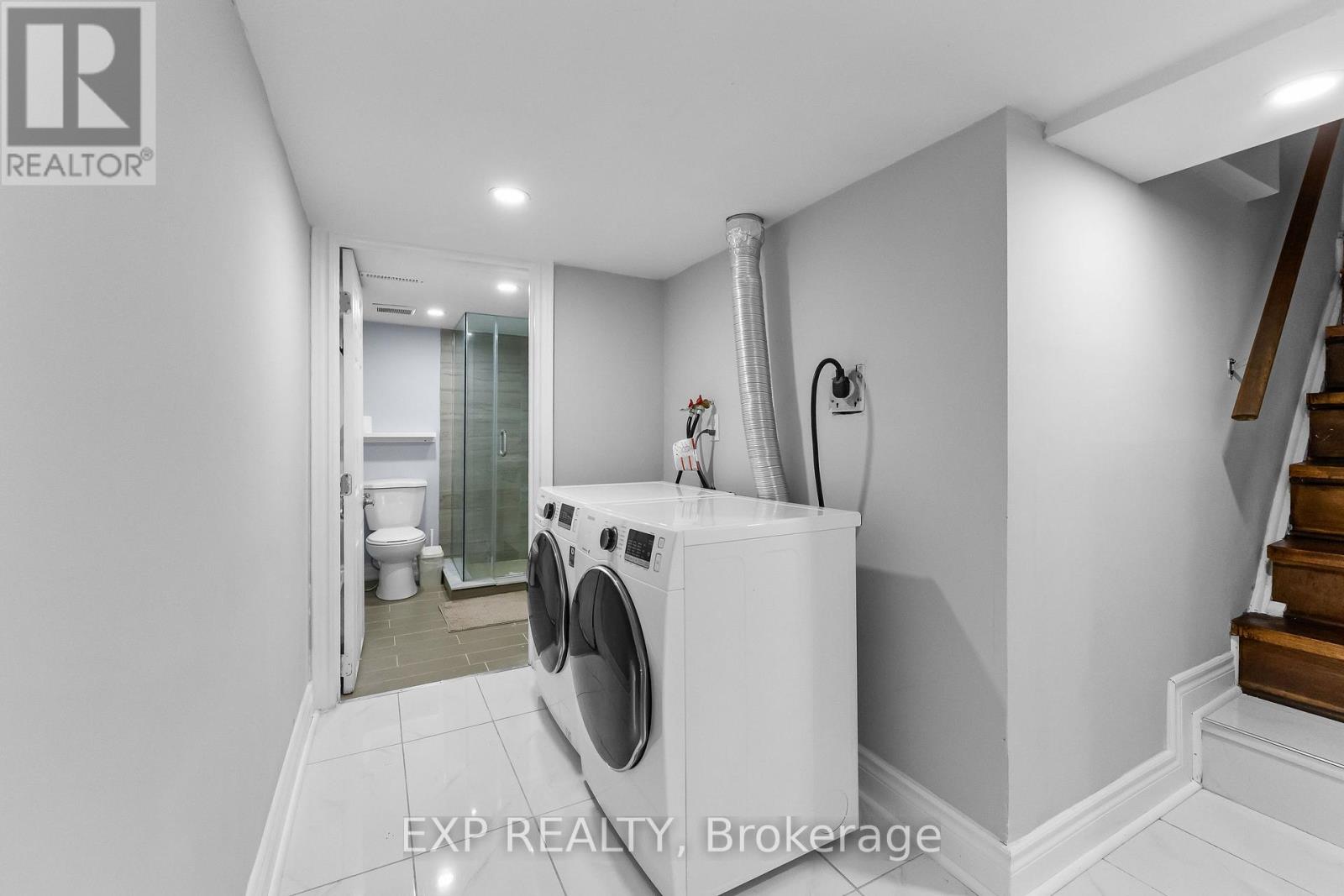 5939 SYMMES AVENUE - 21