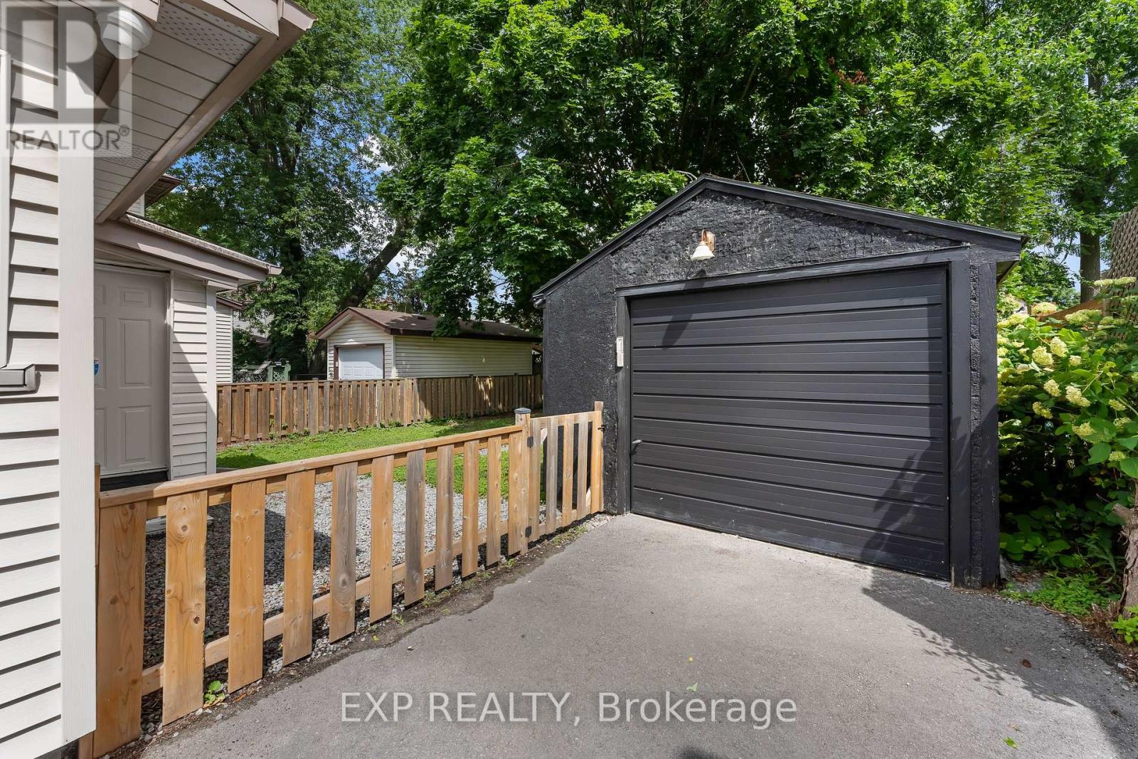 5939 SYMMES AVENUE - 27
