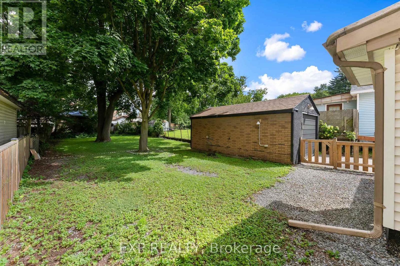 5939 SYMMES AVENUE - 28