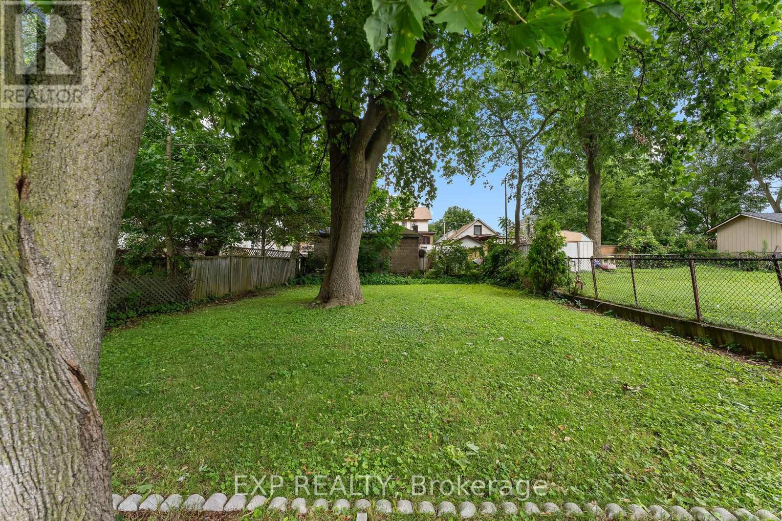 5939 SYMMES AVENUE - 30