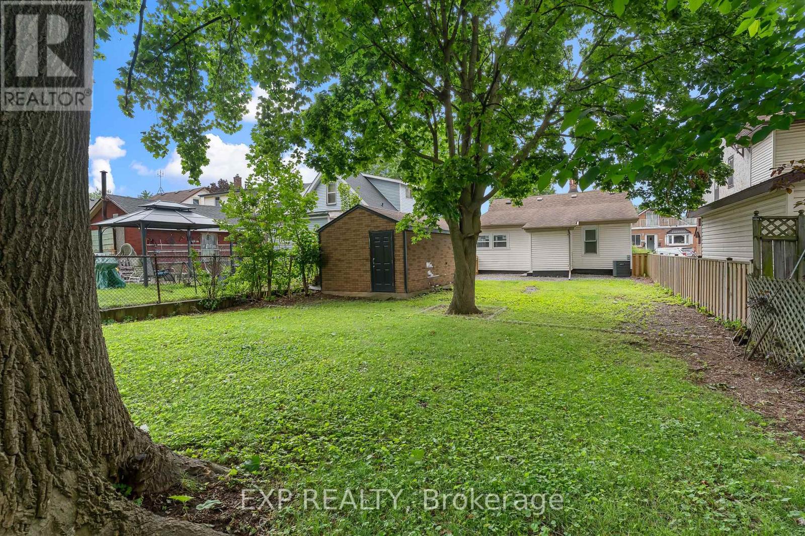 5939 SYMMES AVENUE - 32