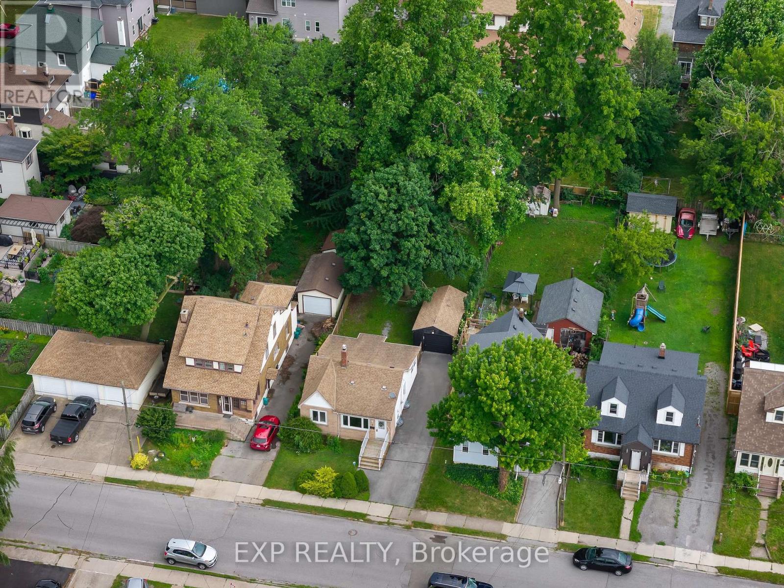 5939 SYMMES AVENUE - 36