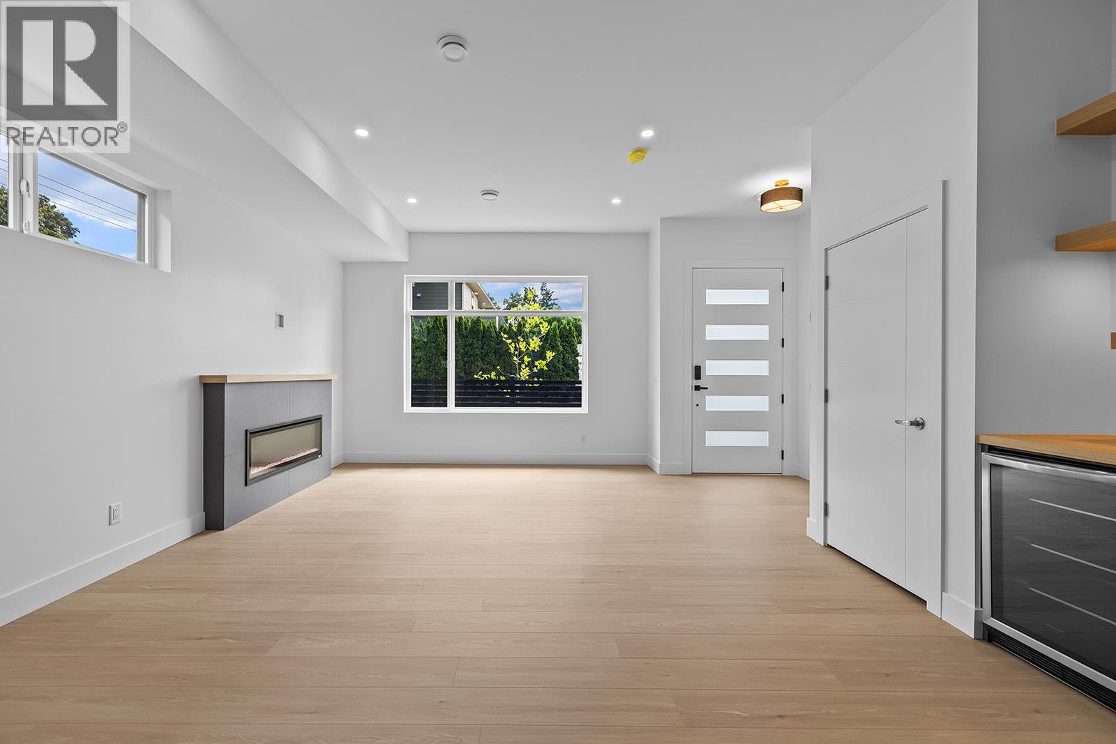 #2 662 Birch Avenue - 10