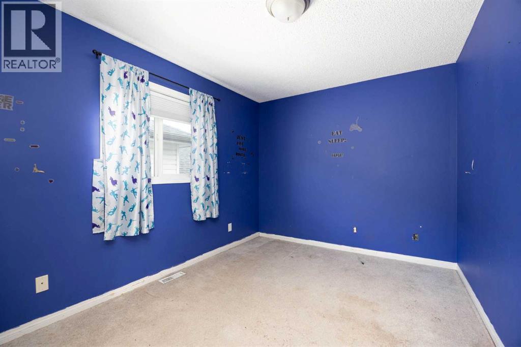 247 Warren Road, Fort McMurray