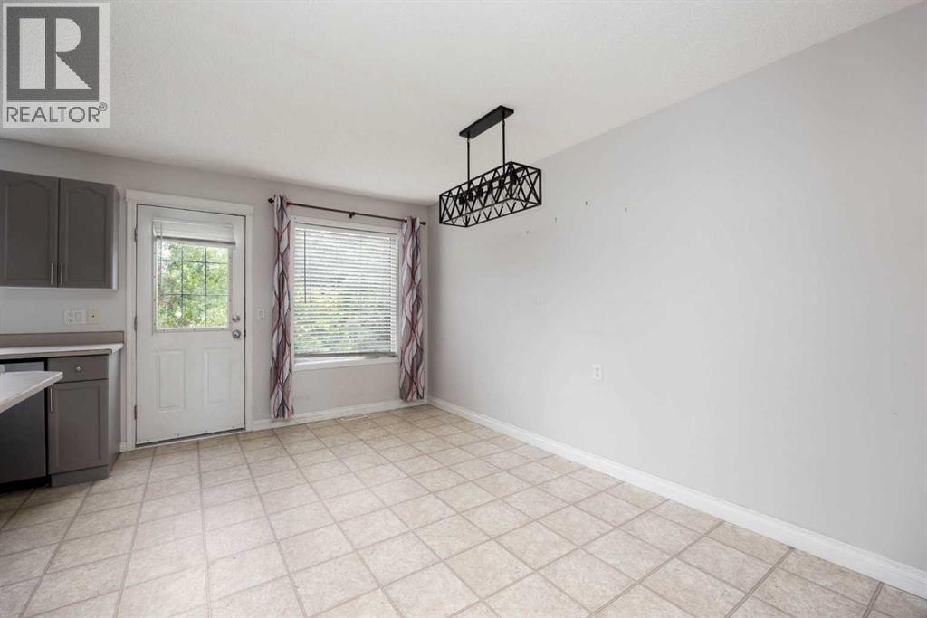 247 Warren Road, Fort McMurray
