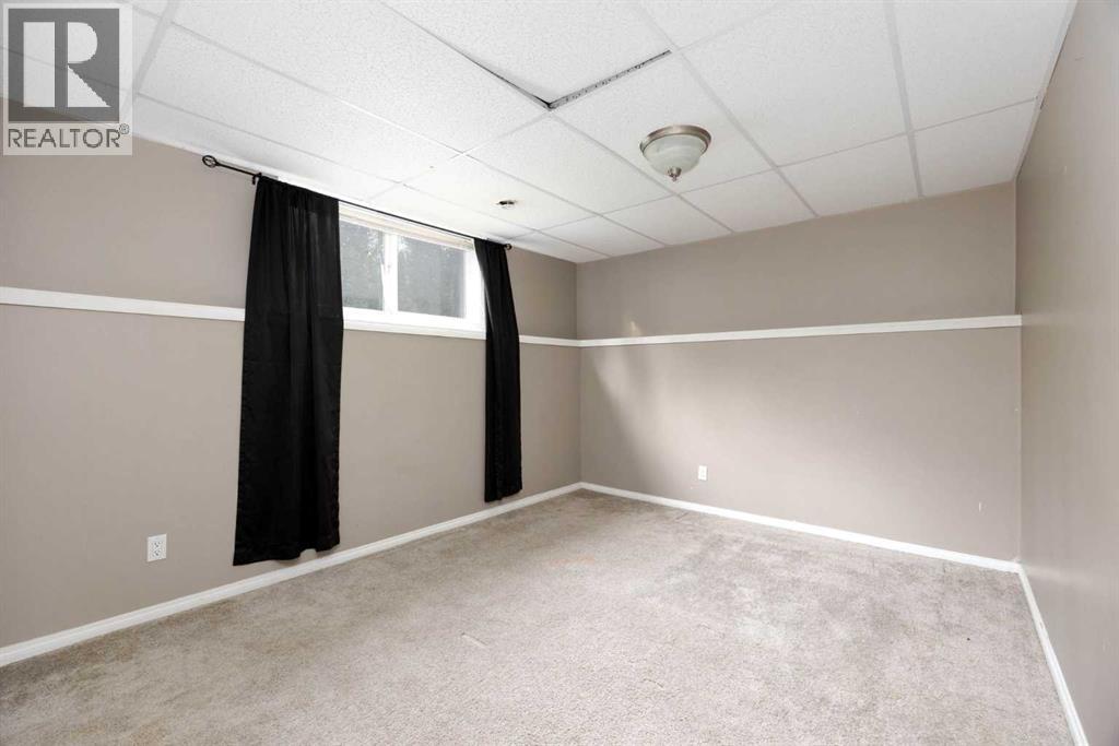 247 Warren Road, Fort McMurray