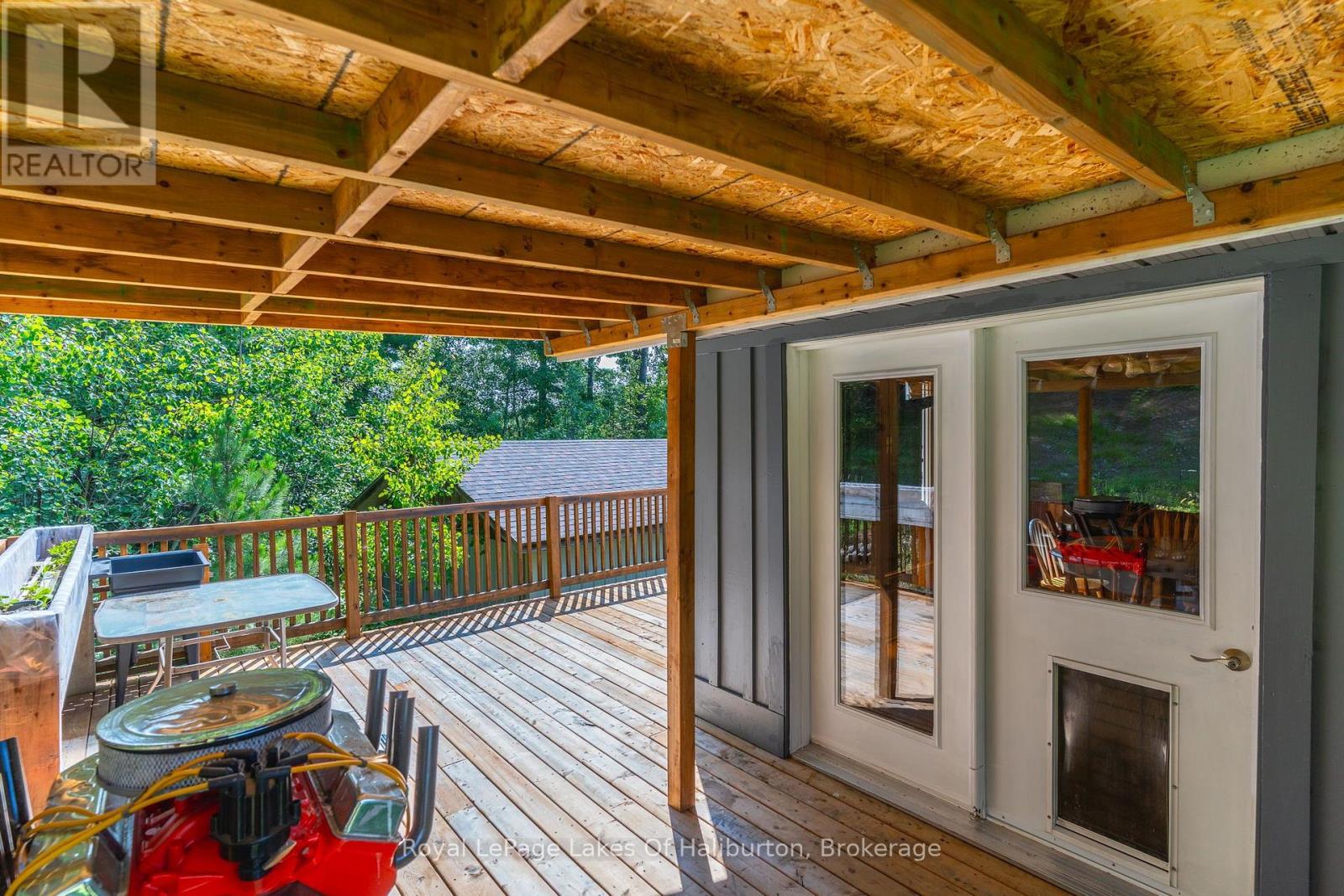 1329 GELERT ROAD - 15