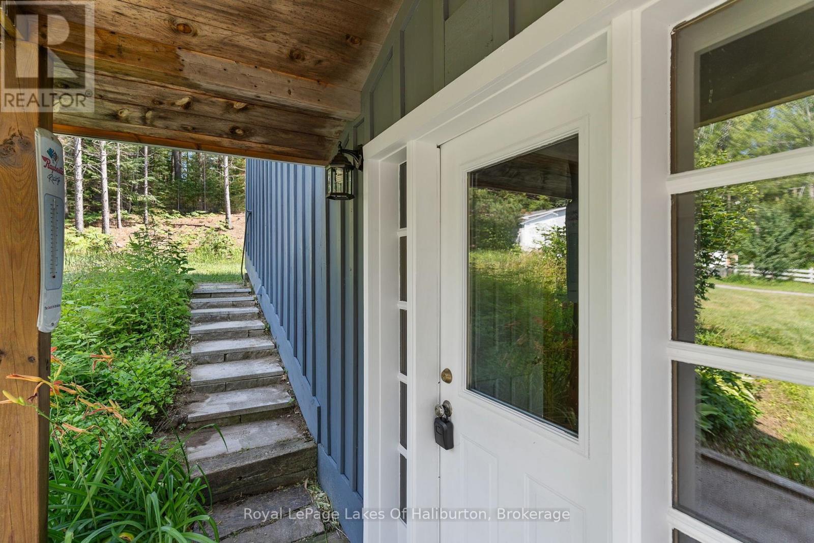 1329 GELERT ROAD - 24