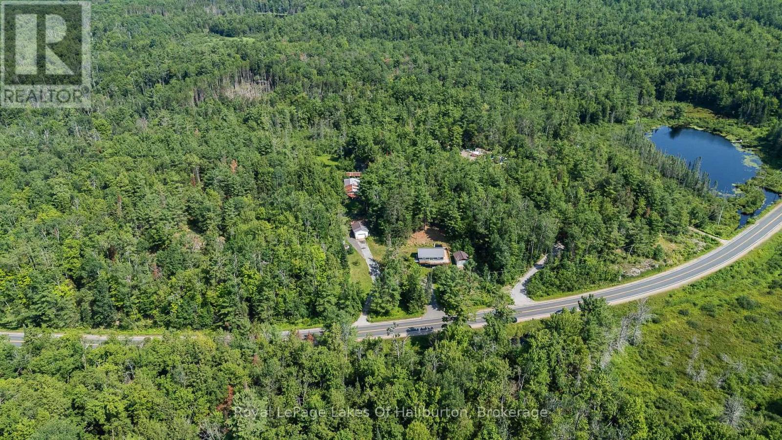 1329 GELERT ROAD - 40