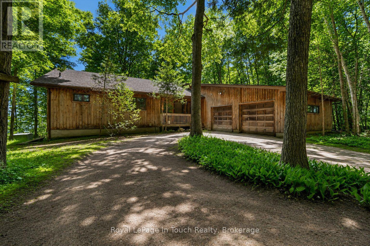 54 LACKIE CRESCENT - Image 3