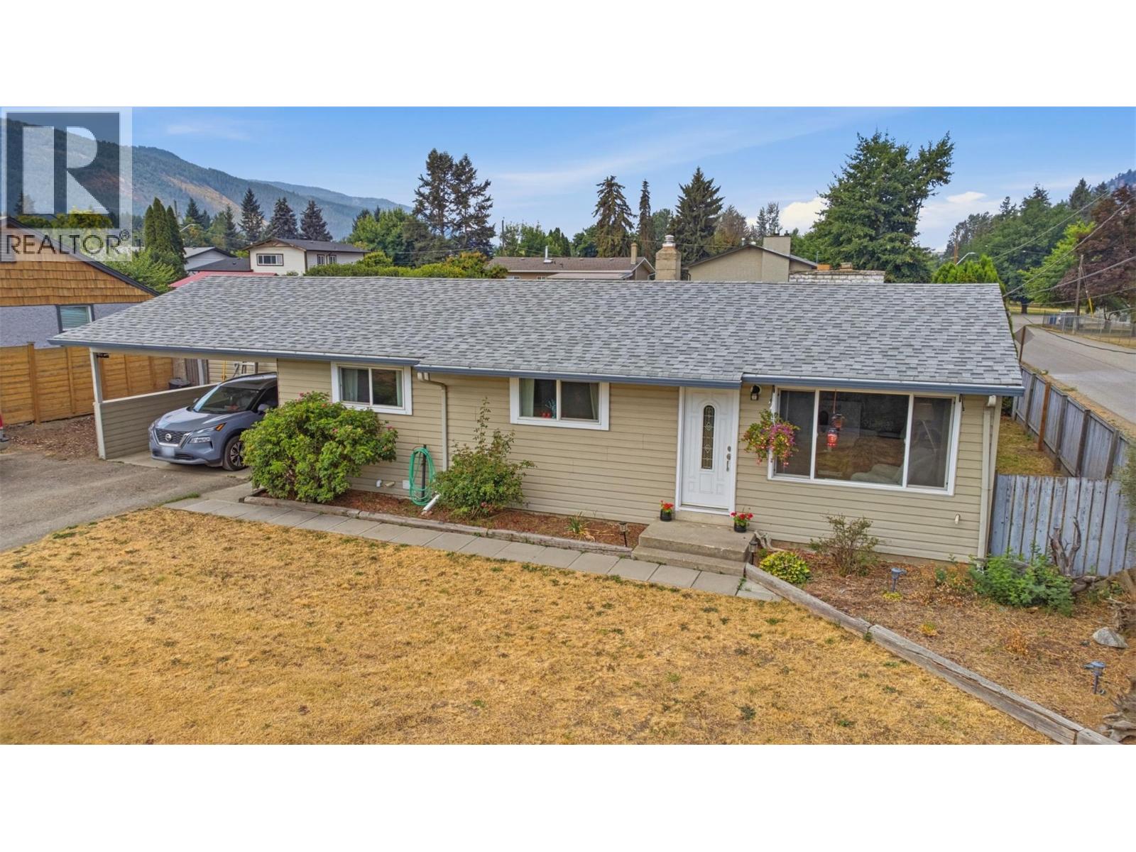 9694 School Road - 3