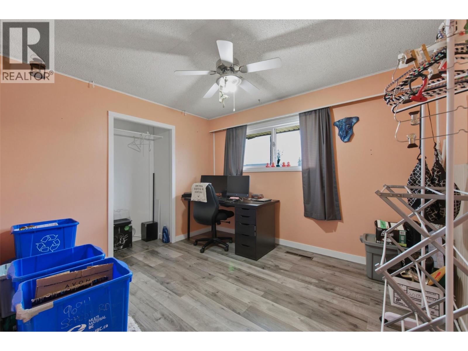 9694 School Road - 34