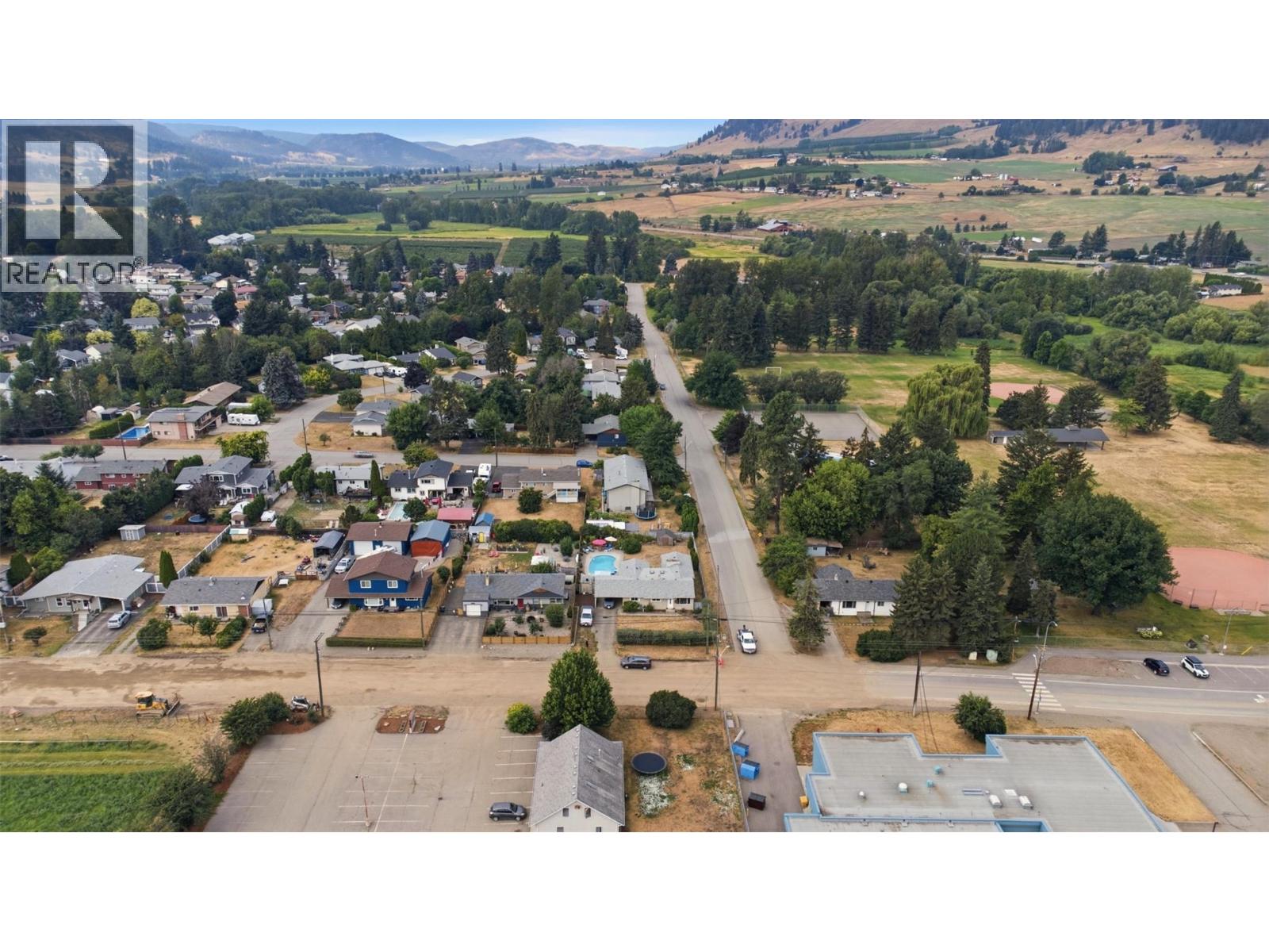 9694 School Road - 6
