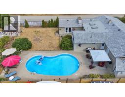 9694 School Road, Coldstream, BC V1B3G4 Photo 13