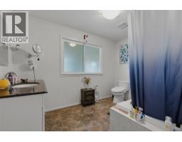 9694 School Road, Coldstream, BC V1B3G4 Photo 32