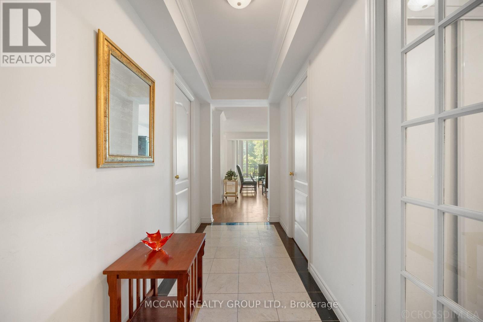 #221 28 WILLIAM CARSON CRESCENT - Image 13