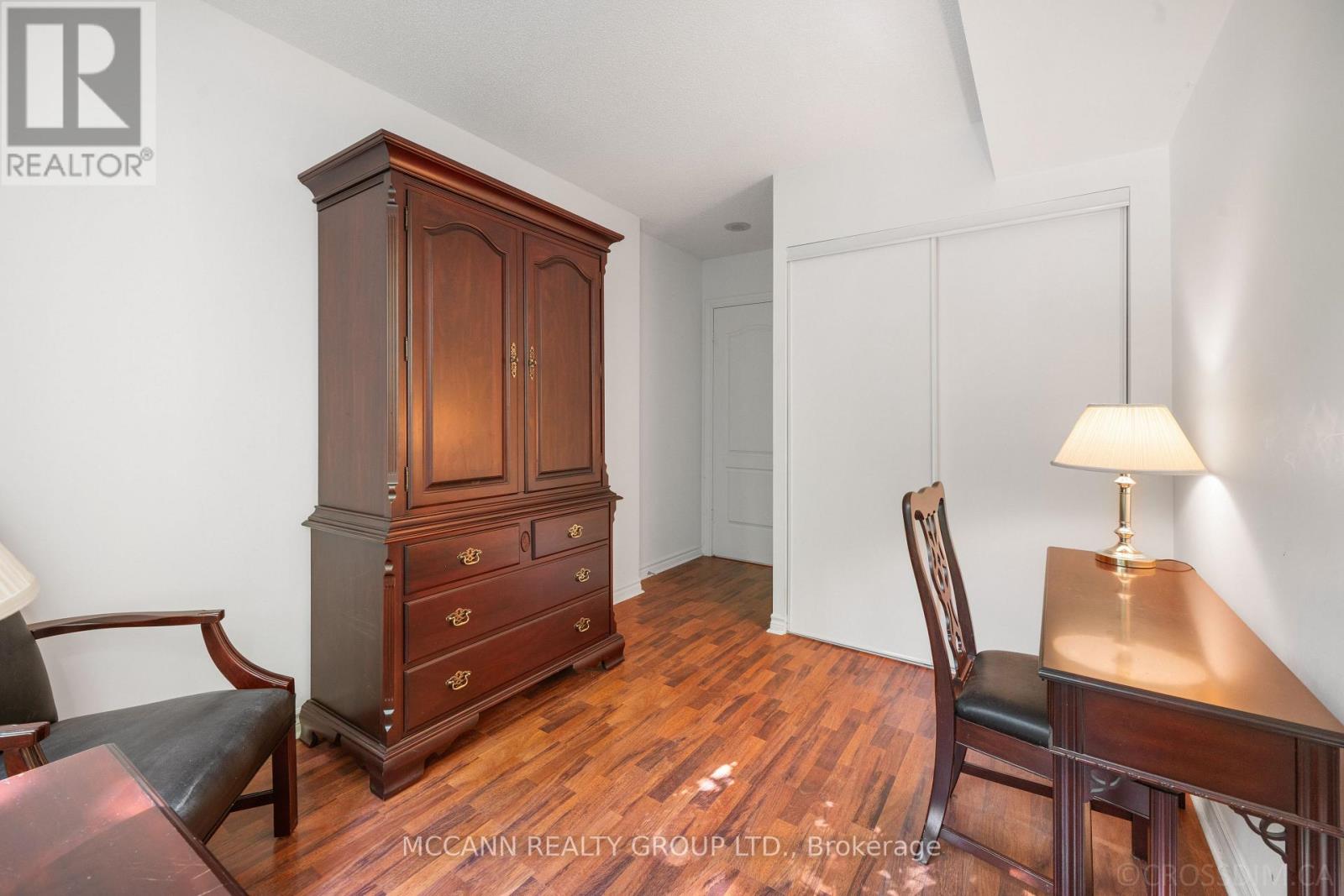 #221 28 WILLIAM CARSON CRESCENT - Image 21