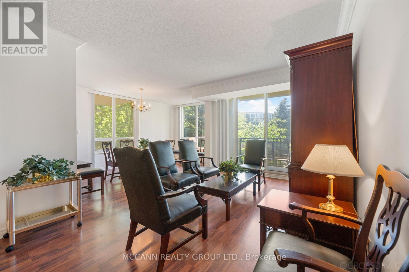 #221 28 WILLIAM CARSON CRESCENT - Image 27