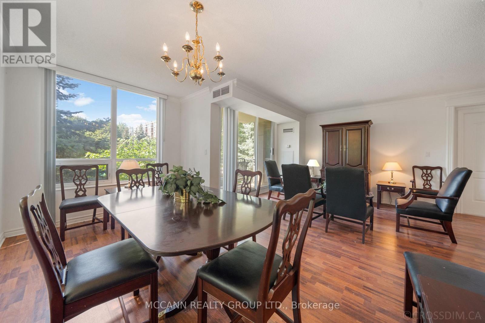 #221 28 WILLIAM CARSON CRESCENT - Image 31