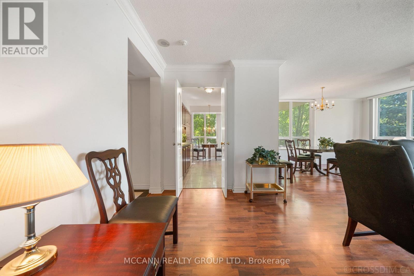 #221 28 WILLIAM CARSON CRESCENT - Image 32
